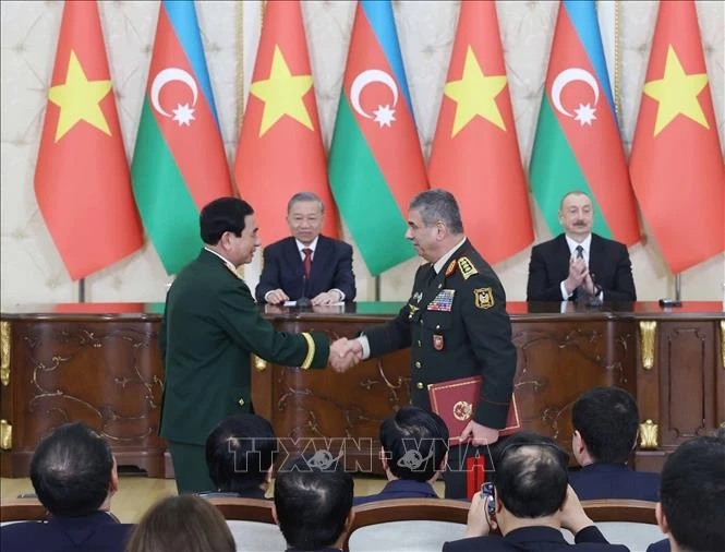 Bộ Quốc phòng Việt Nam và Bộ Quốc phòng Azerbaijan trao Ý định thư hợp tác giữa hai bộ Bộ Quốc phòng Việt Nam và Bộ Quốc phòng Azerbaijan trao Ý định thư hợp tác giữa hai bộ