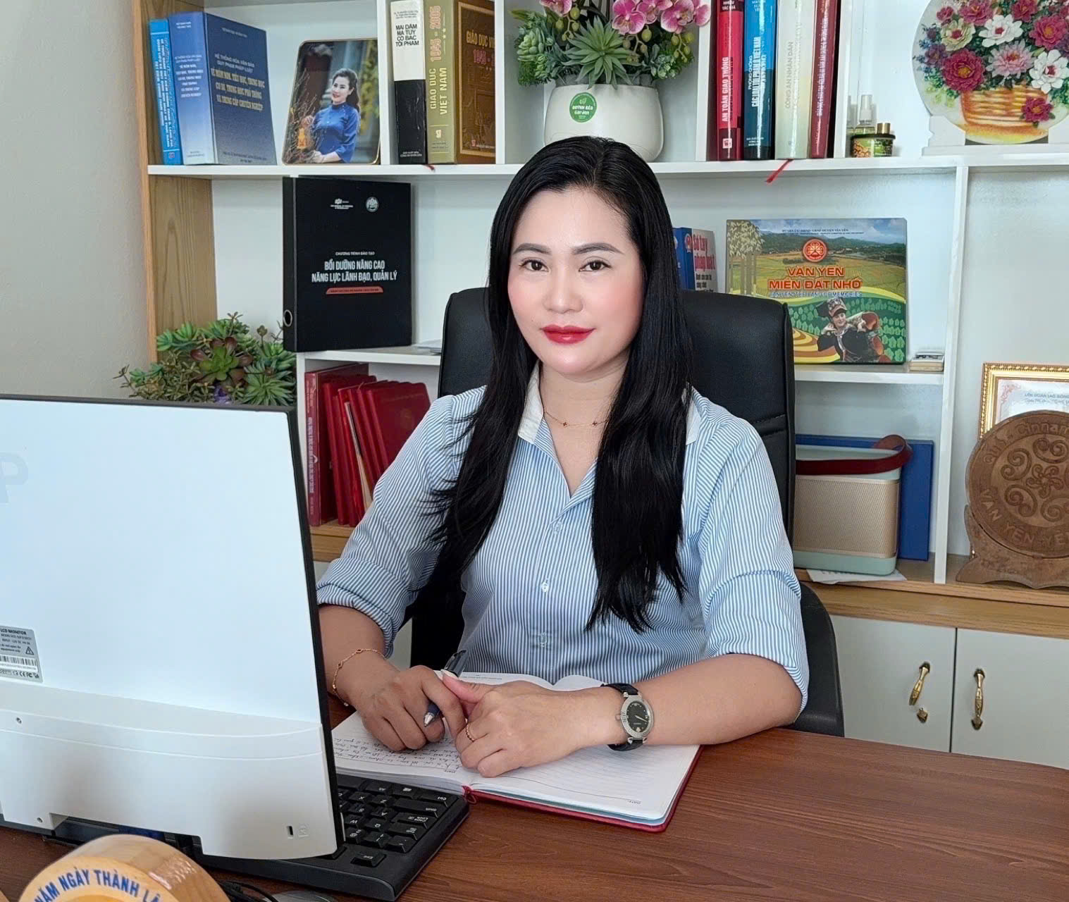 Bà Hà Thị Hương Mai Phó trưởng phòng GD&ĐT huyện Văn Yên