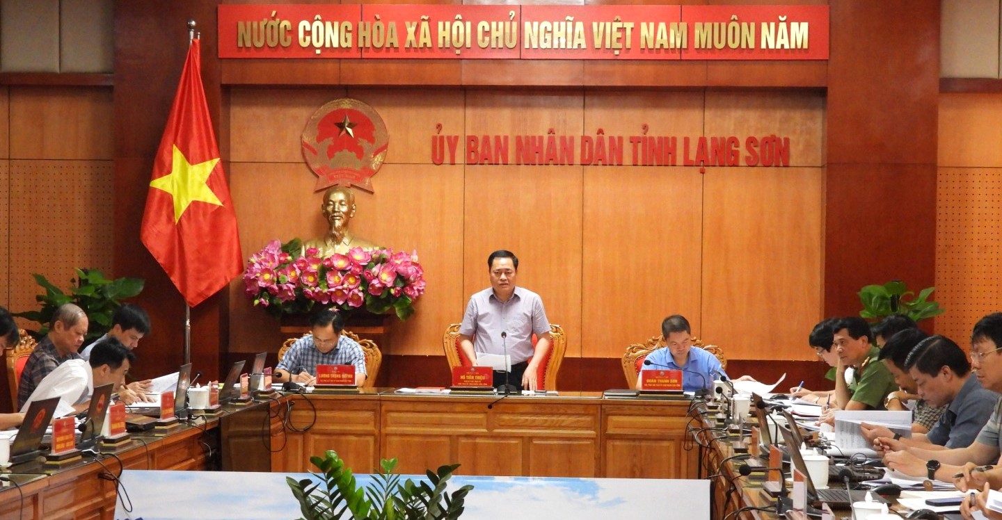 Chủ tịch UBND tỉnh Lạng Sơn phê bình một số đơn vị chưa thực sự quyết liệt trong việc tháo gỡ vướng mắc tại các dự án