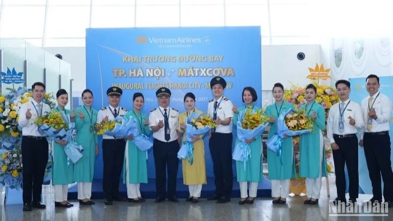 Chính thức tái lập cầu nối hàng không Hà Nội-Moscow