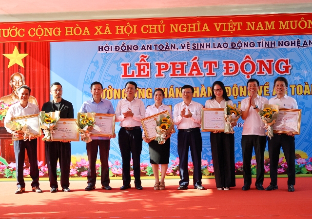 Nghệ An phát động Tháng hành động vì an toàn, vệ sinh lao động năm 2025