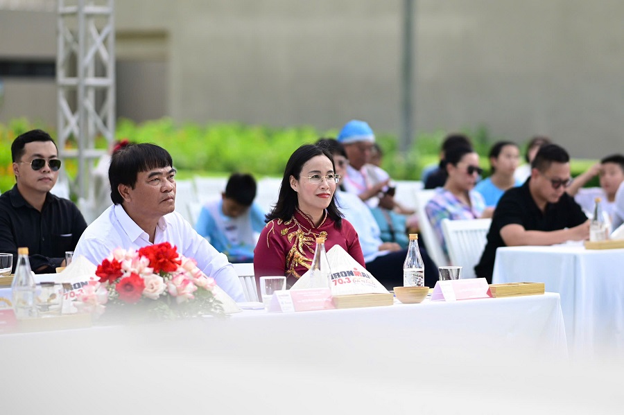 Các đại biểu tham dự sự kiện