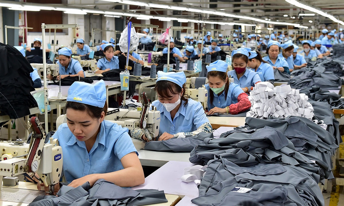 Sản xuất tại Nhà máy may MSA YB Tuyên Quang. Sản xuất tại Nhà máy may MSA YB Tuyên Quang.