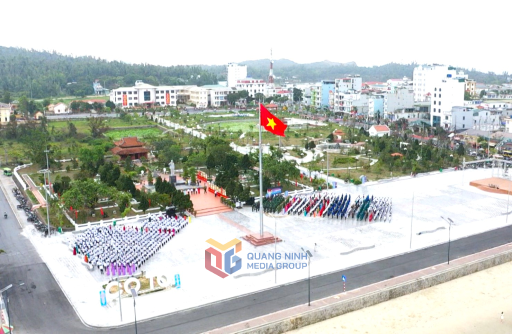 Kỷ niệm 64 năm ngày Bác Hồ ra thăm đảo Cô Tô ngày 9/5 (1961-2025)