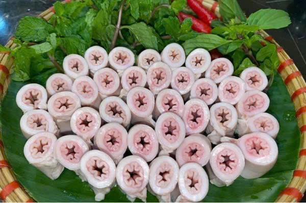 Hình ảnh lòng xe điếu lan truyền trên mạng xã hội những ngày qua Hình ảnh lòng xe điếu lan truyền trên mạng xã hội những ngày qua