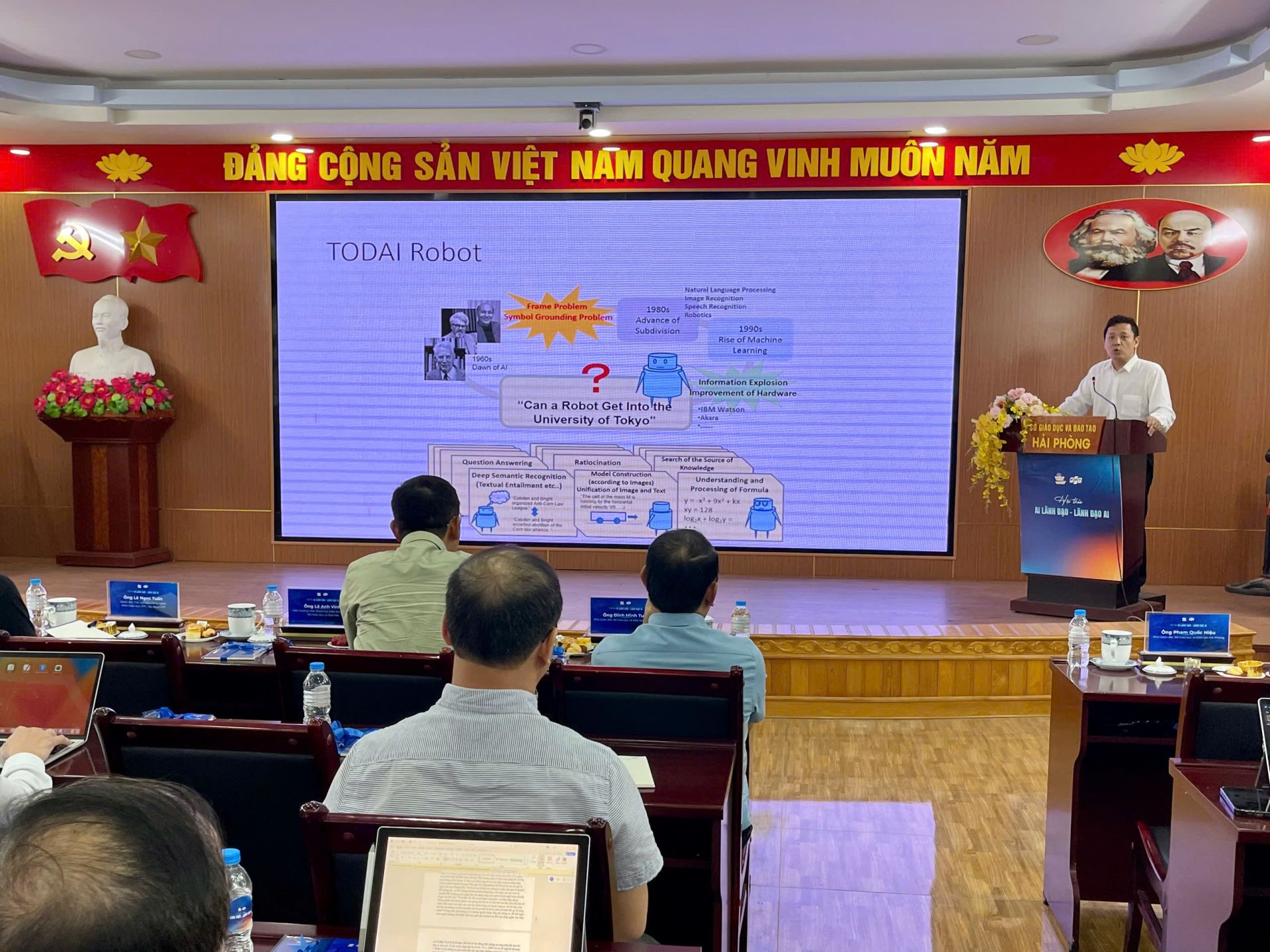 Hải Phòng: Hội thảo “AI lãnh đạo – Lãnh đạo AI” nâng cao năng lực quản lý giáo dục