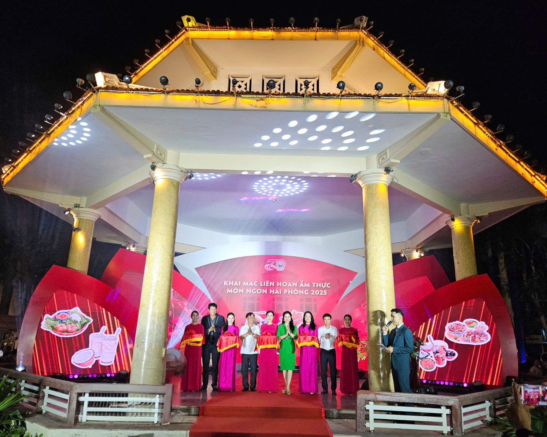Nghi thức Khai mạc liên hoan