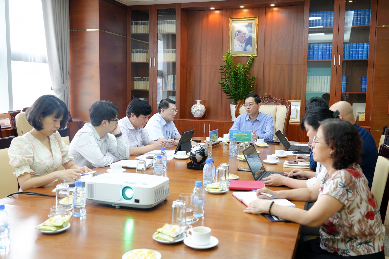 Toàn cảnh cuộc họp Ban Chỉ đạo Cuộc vận động “Người Việt Nam ưu tiên dùng hàng Việt Nam” Petrovietnam Toàn cảnh cuộc họp Ban Chỉ đạo Cuộc vận động “Người Việt Nam ưu tiên dùng hàng Việt Nam” Petrovietnam