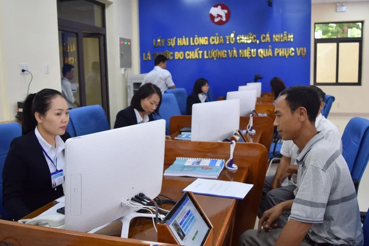 Bộ Nội vụ dự kiến tạm thời bố trí bình quân 60 biên chế/xã, phường, đặc khu
