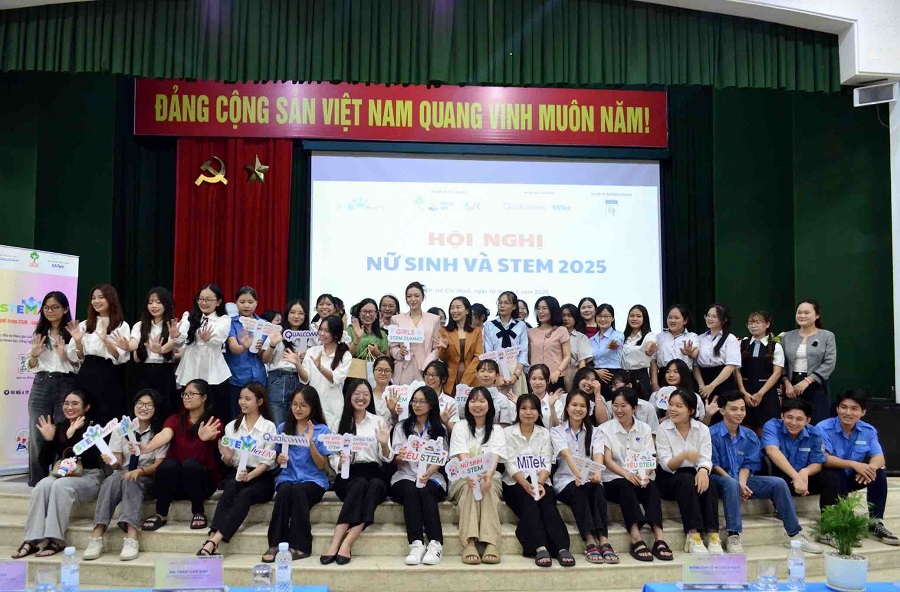 Chương trình hội nghị “Nữ sinh và STEM” năm 2025: Khơi nguồn sáng tạo, trao quyền bứt phá