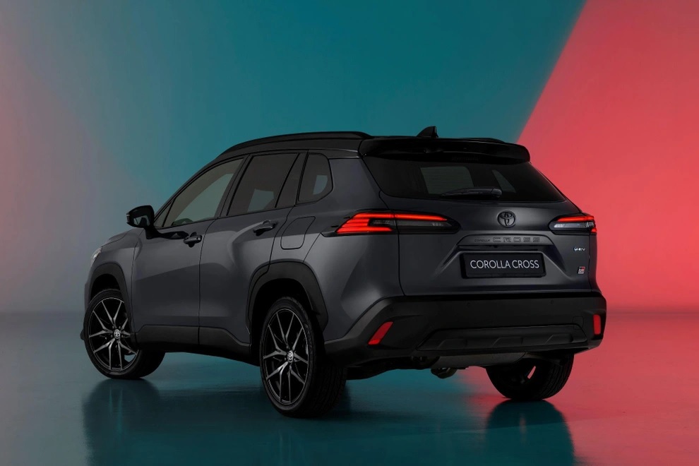 Toyota Corolla Cross vừa được nâng cấp có thêm phiên bản GR Sport