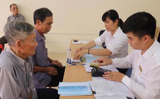 Nghỉ hưu sớm do sắp xếp bộ máy: Đóng BHXH bao nhiêu năm để hưởng lương hưu?