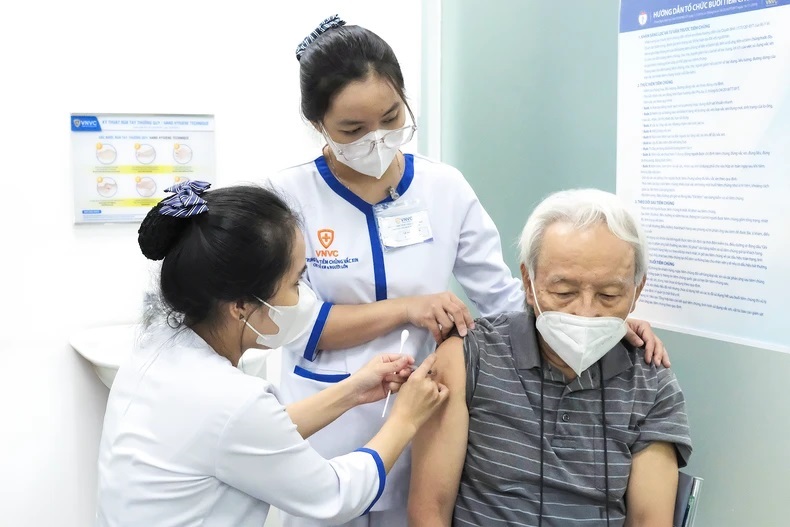 Theo thỏa thuận hợp tác, vaccine công nghệ mRNA tiềm năng của Nga sẽ được VNVC sớm đưa về Việt Nam ngay từ quá trình thử nghiệm lâm sàng giai đoạn sớm Theo thỏa thuận hợp tác, vaccine công nghệ mRNA tiềm năng của Nga sẽ được VNVC sớm đưa về Việt Nam ngay từ quá trình thử nghiệm lâm sàng giai đoạn sớm