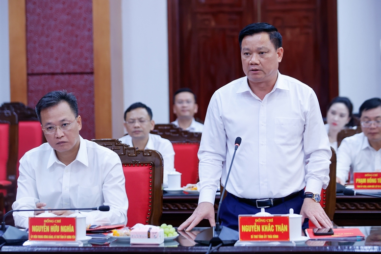 Bí thư Tỉnh ủy Thái Bình Nguyễn Khắc Thận phát biểu tại cuộc họp - Ảnh: VGP/Nhật Bắc Bí thư Tỉnh ủy Thái Bình Nguyễn Khắc Thận phát biểu tại cuộc họp - Ảnh: VGP/Nhật Bắc