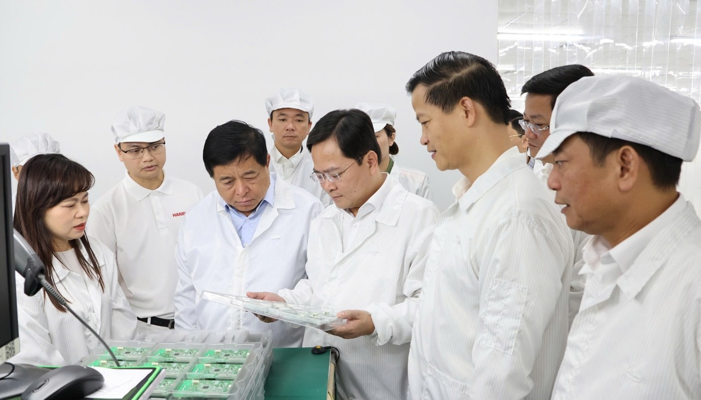 Các doanh nghiệp tư nhân cần chủ động nghiên cứu, tăng cường áp dụng khoa học công nghệ để nâng cao giá trị sản phẩm