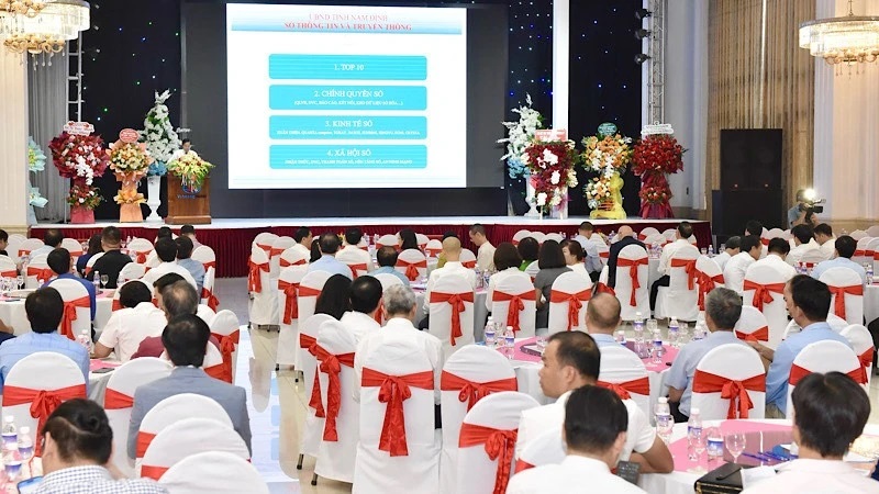 tỉnh Nam Định tổ chức hội nghị về chuyển đổi số, chuyển đổi xanh-tăng trưởng bền vững, tỉnh Nam Định tổ chức hội nghị về chuyển đổi số, chuyển đổi xanh-tăng trưởng bền vững,