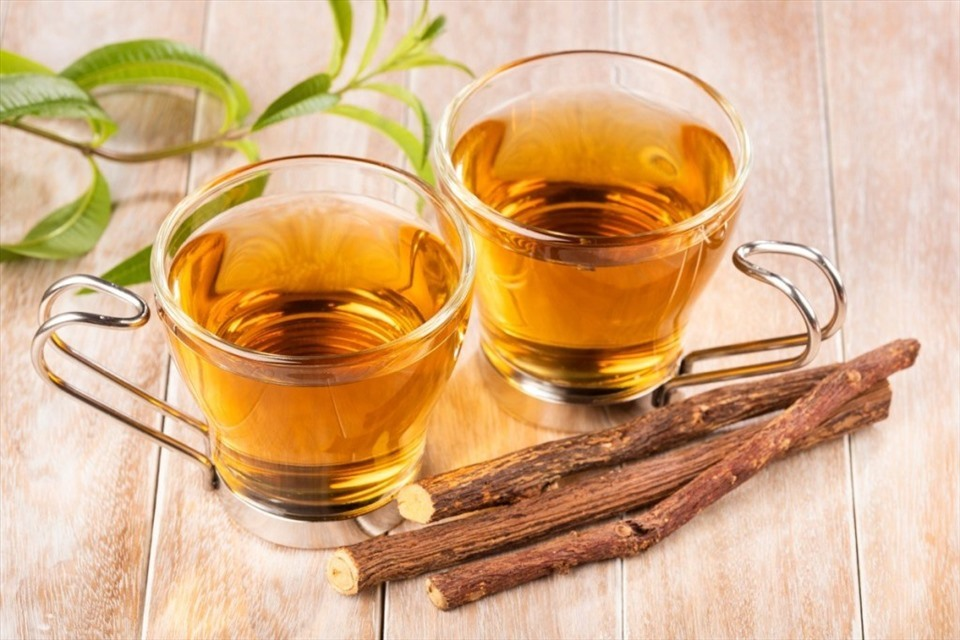 Sử dụng rễ cam thảo giúp chữa viêm họng mạn tính Sử dụng rễ cam thảo giúp chữa viêm họng mạn tính