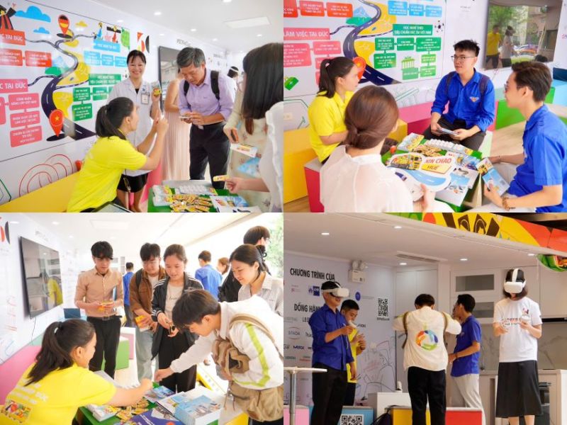 Sinh viên Trường Đại học Y- Dược, Đại học Huế tại sự kiện hướng nghiệp Sinh viên Trường Đại học Y- Dược, Đại học Huế tại sự kiện hướng nghiệp