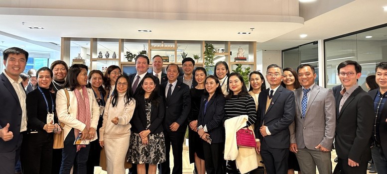 Đại sứ quán Việt Nam tại Hoa Kỳ chào mừng các DN Việt Nam tham dự SelectUSA 2024 Đại sứ quán Việt Nam tại Hoa Kỳ chào mừng các DN Việt Nam tham dự SelectUSA 2024