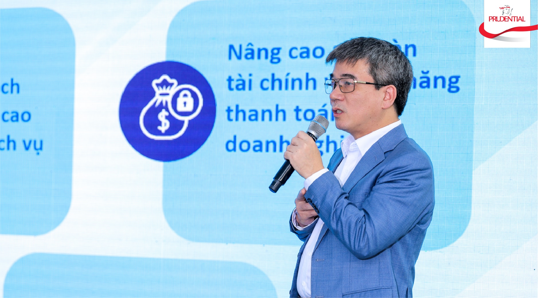 Ông Ngô Trung Dũng - Phó Tổng thư ký Hiệp hội Bảo hiểm Việt Nam phát biểu tại sự kiện Ông Ngô Trung Dũng - Phó Tổng thư ký Hiệp hội Bảo hiểm Việt Nam phát biểu tại sự kiện