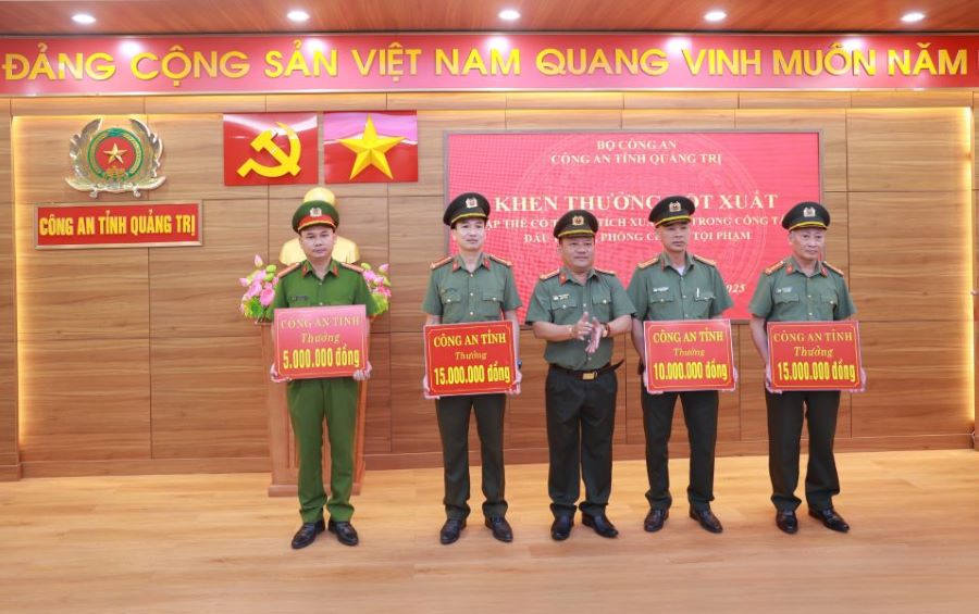 Quảng Trị: Phá thành công chuyên án TNL8, bắt 4 đối tượng, thu giữ nhiều thuốc nổ và súng đạn