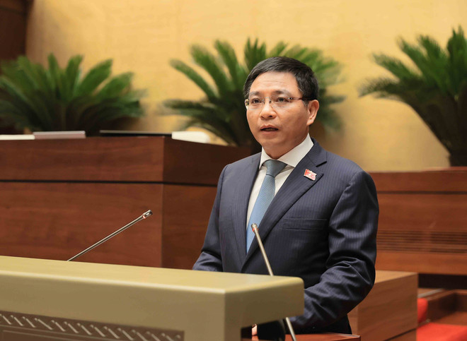 Bộ trưởng Bộ Tài chính Nguyễn Văn Thắng trình bày Tờ trình dự thảo Nghị quyết của Quốc hội thay thế Nghị quyết số 35/2021/QH15 ngày 13/11/2021 của Quốc hội về thí điểm một số cơ chế, chính sách đặc thù phát triển thành phố Hải Phòng. (Ảnh: An Đăng/TTXVN) Bộ trưởng Bộ Tài chính Nguyễn Văn Thắng trình bày Tờ trình dự thảo Nghị quyết của Quốc hội thay thế Nghị quyết số 35/2021/QH15 ngày 13/11/2021 của Quốc hội về thí điểm một số cơ chế, chính sách đặc thù phát triển thành phố Hải Phòng. (Ảnh: An Đăng/TTXVN)
