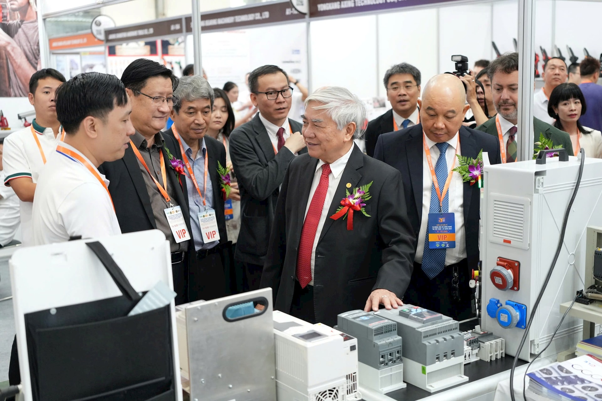 Hơn 300 gian hàng trưng bày máy móc, sản phẩm công nghiệp tại VINAMAC EXPO 2025
