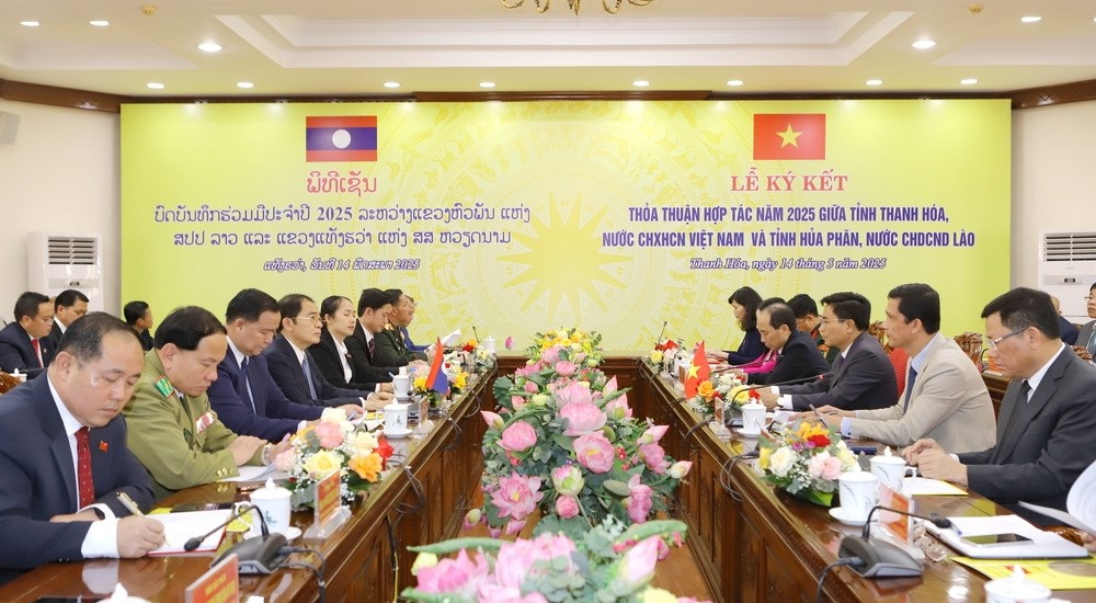 Toàn cảnh lễ ký kết Toàn cảnh lễ ký kết