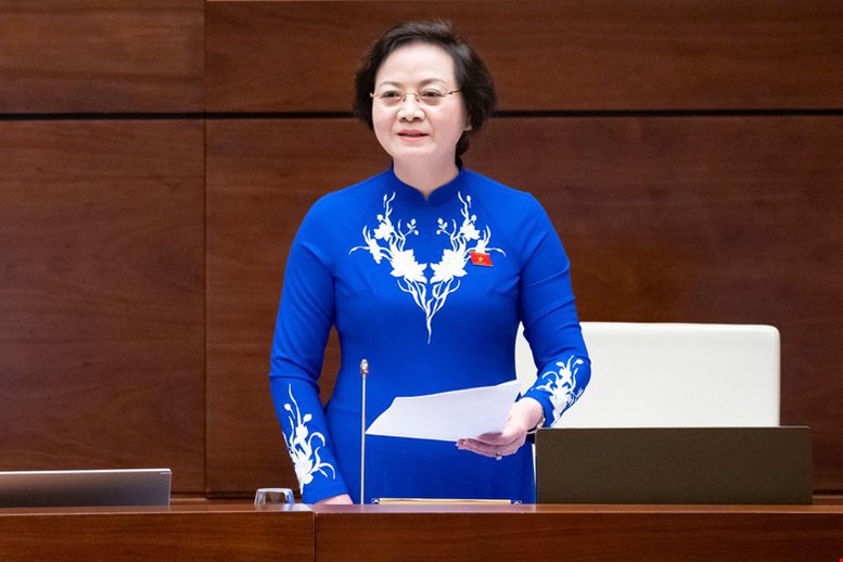 Bộ trưởng Bộ Nội vụ Phạm Thị Thanh Trà phát biểu giải trình, làm rõ một số vấn đề đại biểu Quốc hội nêu liên quan đến dự án Luật Tổ chức chính quyền địa phương sửa đổi. Bộ trưởng Bộ Nội vụ Phạm Thị Thanh Trà phát biểu giải trình, làm rõ một số vấn đề đại biểu Quốc hội nêu liên quan đến dự án Luật Tổ chức chính quyền địa phương sửa đổi.