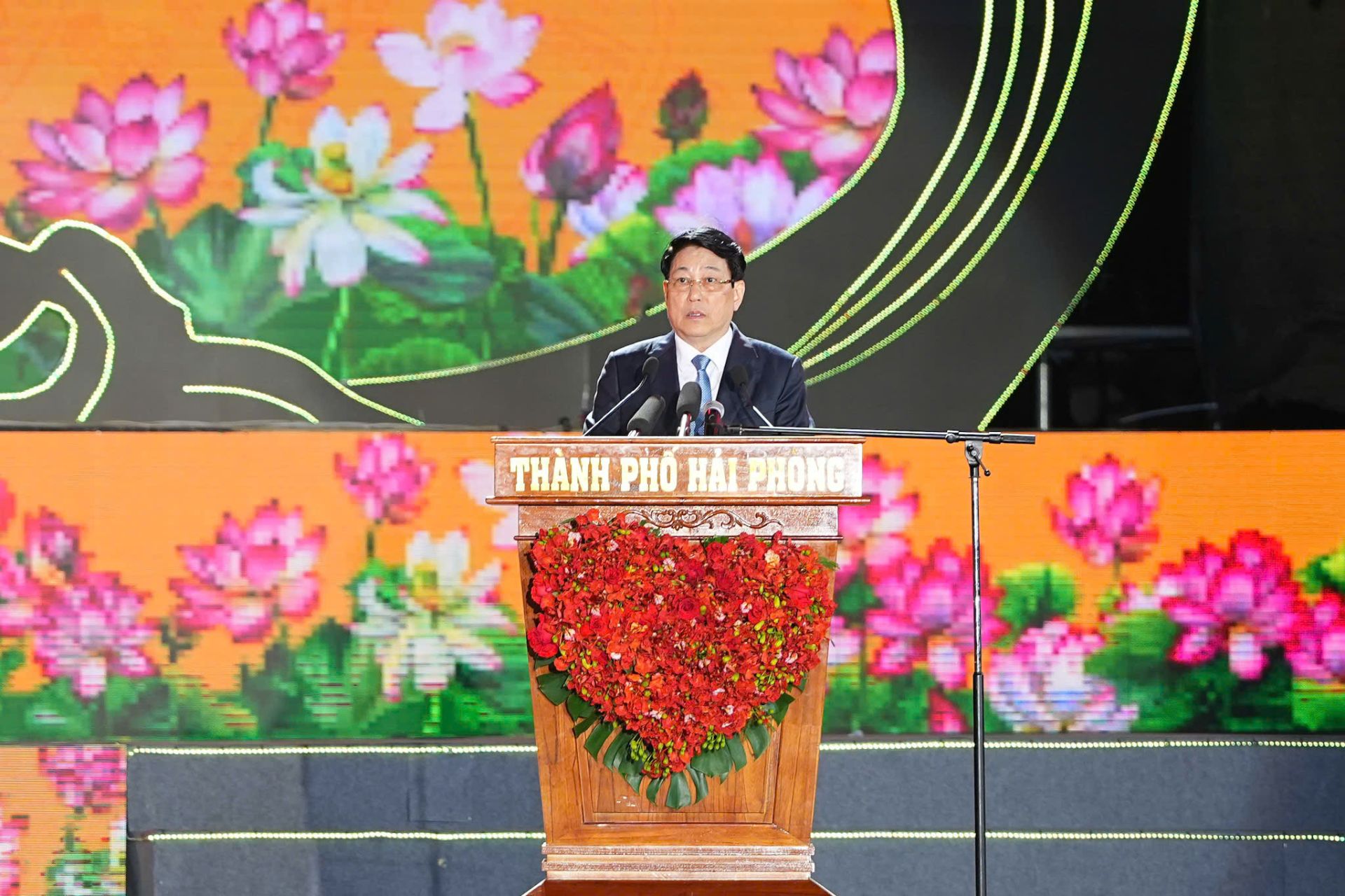 Đồng chí Lương Cường - Ủy viên Bộ Chính trị, Chủ tịch nước Cộng hòa xã hội chủ nghĩa Việt Nam phát biểu tại Lễ kỷ niệm. Đồng chí Lương Cường - Ủy viên Bộ Chính trị, Chủ tịch nước Cộng hòa xã hội chủ nghĩa Việt Nam phát biểu tại Lễ kỷ niệm.