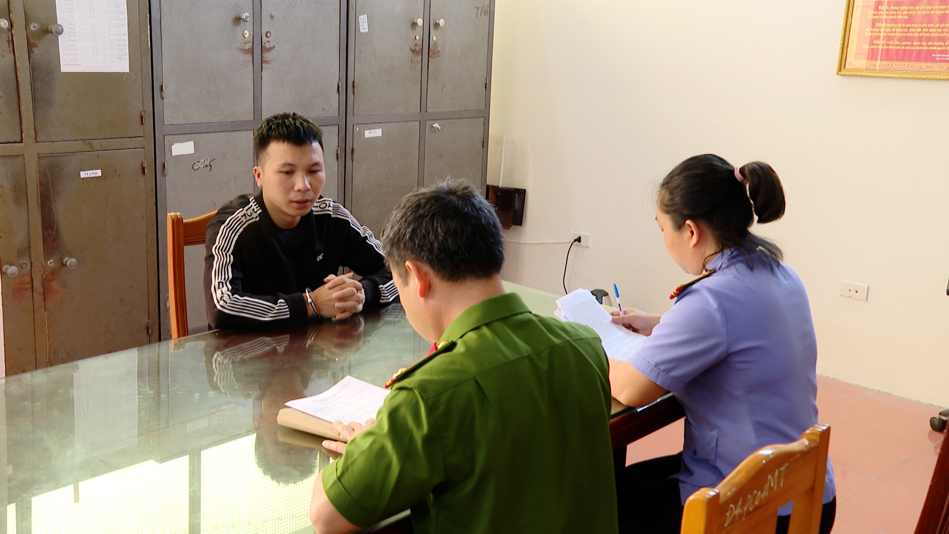 Phát hiện, xử lý nhóm đối tượng có hành vi lừa đảo chiếm đoạt tài sản trên không gian mạng