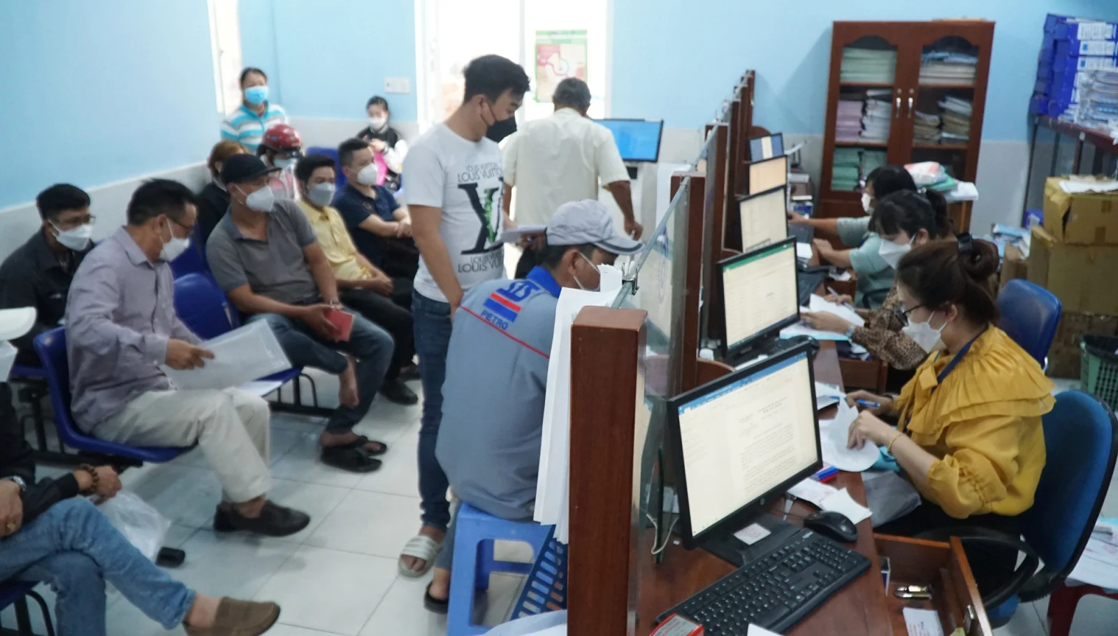 Chuyên gia trao đổi vấn đề cán bộ huyện xuống xã làm việc - cần phải thích nghi như thế nào?