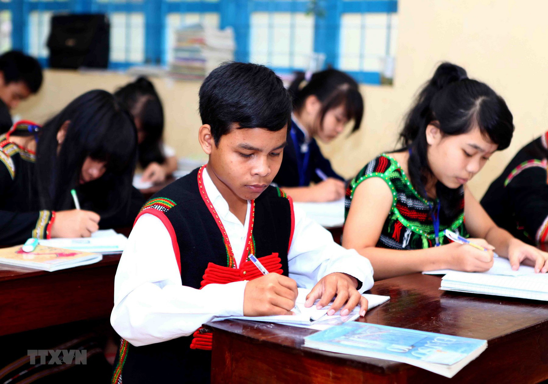 Điều chỉnh một số nội dung Chương trình phát triển KT-XH vùng dân tộc thiểu số và miền núi