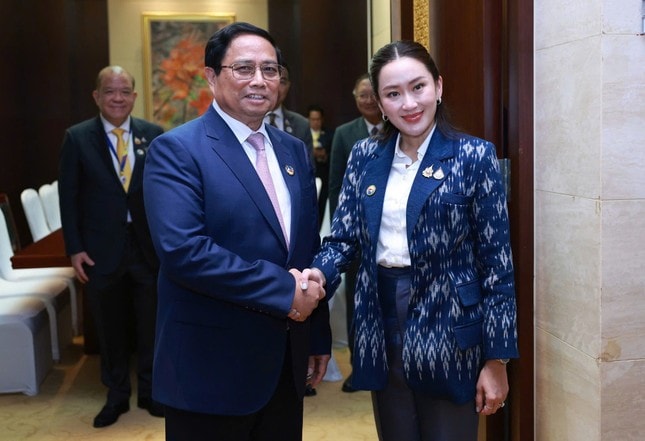 Thủ tướng Phạm Minh Chính và Thủ tướng Thái Lan Paetongtarn Shinawatra tại Hội nghị cấp cao ASEAN lần thứ 44, 45 tại Vientiane (Lào), tháng 10/2024. Ảnh: Nhật Bắc. Thủ tướng Phạm Minh Chính và Thủ tướng Thái Lan Paetongtarn Shinawatra tại Hội nghị cấp cao ASEAN lần thứ 44, 45 tại Vientiane (Lào), tháng 10/2024. Ảnh: Nhật Bắc.