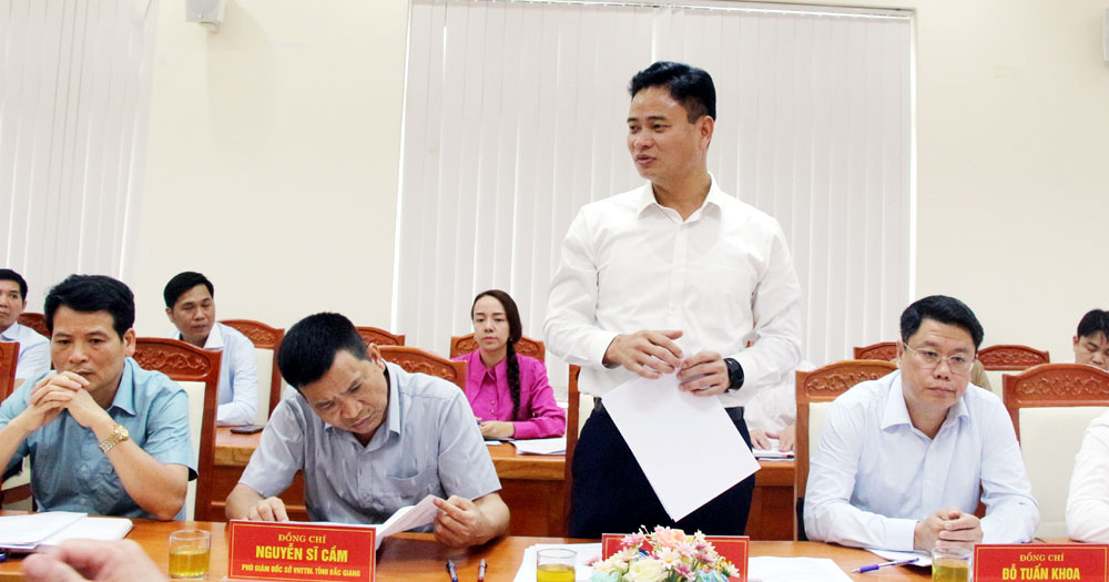 Giám đốc Sở Văn hóa, Thể thao và Du lịch Bắc Giang Trương Quang Hải phát biểu tại hội nghị. Giám đốc Sở Văn hóa, Thể thao và Du lịch Bắc Giang Trương Quang Hải phát biểu tại hội nghị.