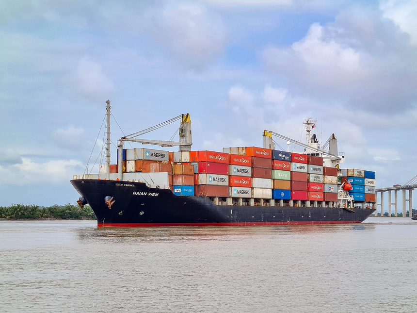 Viconship (VSC) tiếp tục gia tăng sở hữu tại Vận tải và Xếp dỡ Hải An (HAH)
