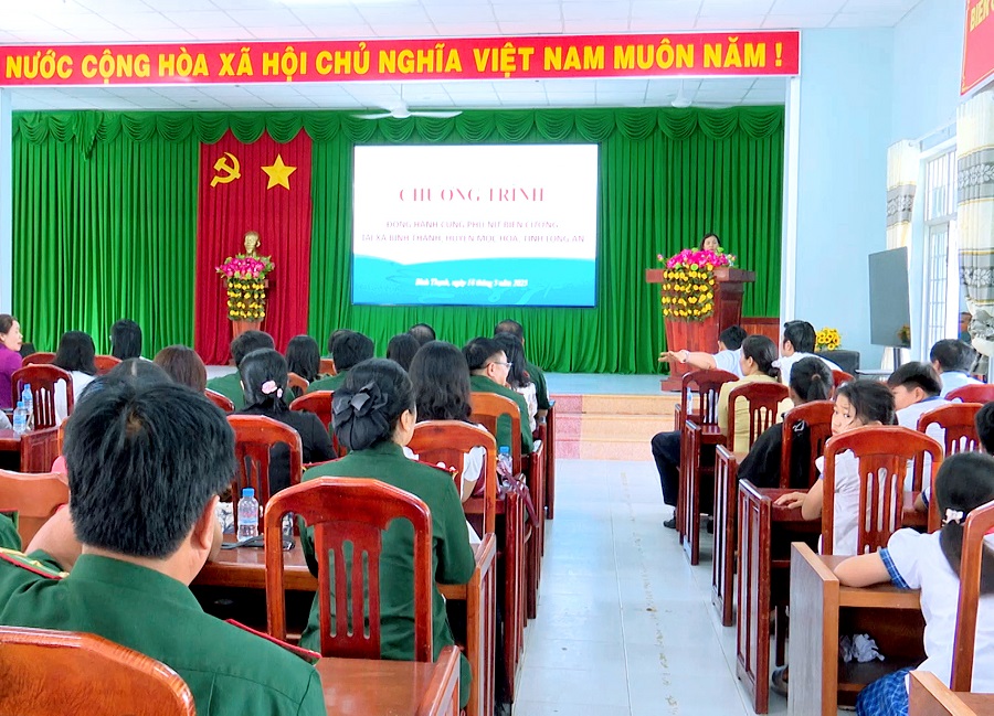 Đại biểu tham dự chương trình Đại biểu tham dự chương trình