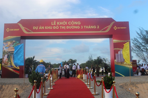 Quang cảnh lễ khởi công