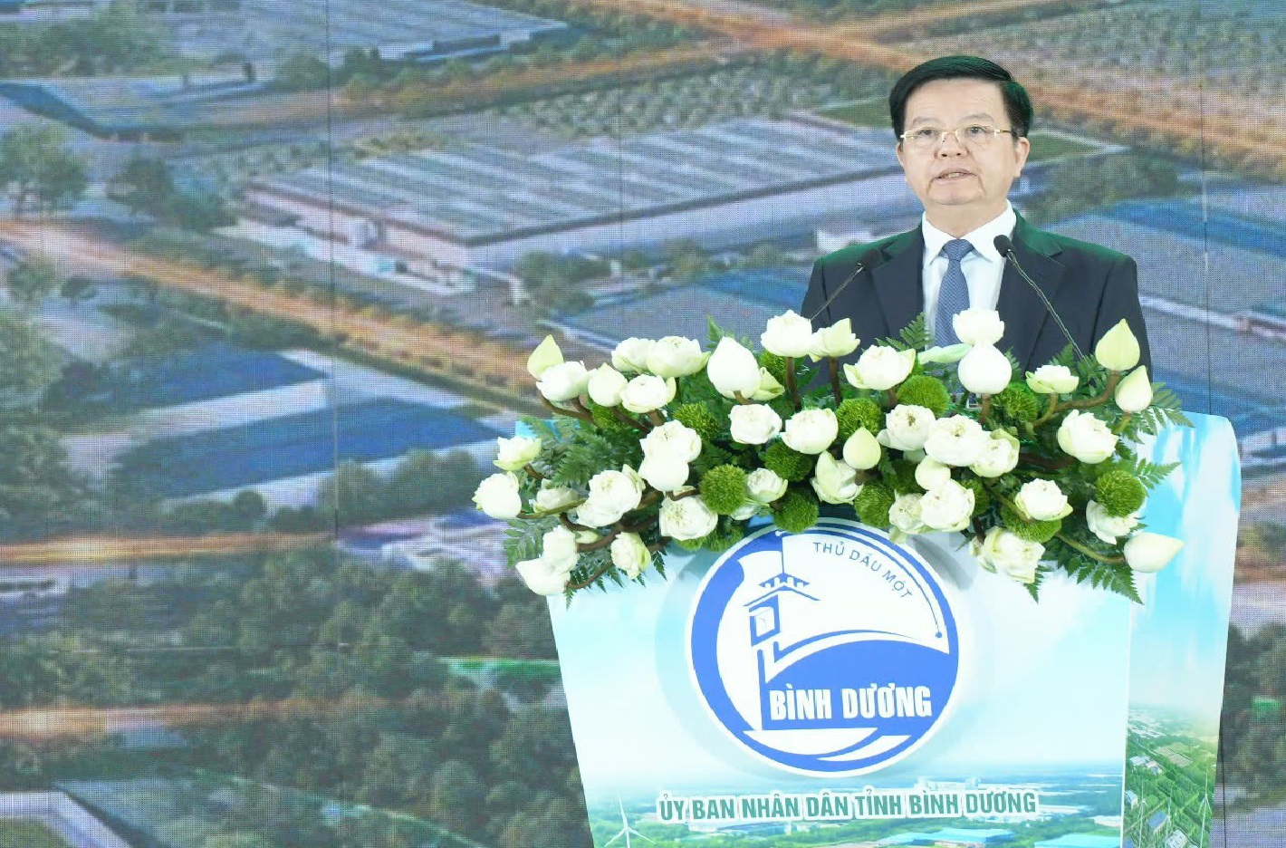 1. Phó Thủ tướng Mai Văn Chính phát biểu tại lễ khởi công