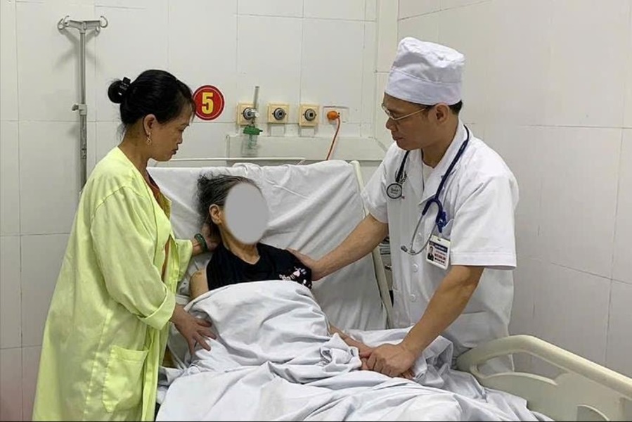Hải Dương cứu sống bệnh nhân nguy kịch do dùng thuốc nam không rõ nguồn gốc