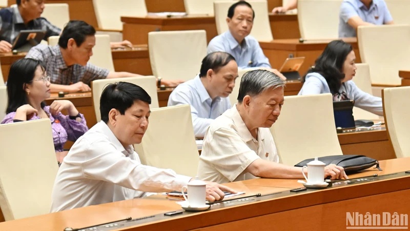 Quốc hội thông qua Nghị quyết về một số cơ chế, chính sách đặc biệt phát triển kinh tế tư nhân
