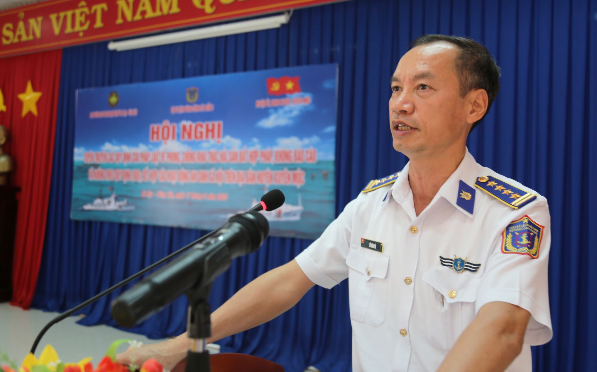 Đại tá Lê Văn Tú, Bí Thư Đảng ủy, Chính ủy BTL Vùng CSB 3 phát biểu khai mạc Chương trình