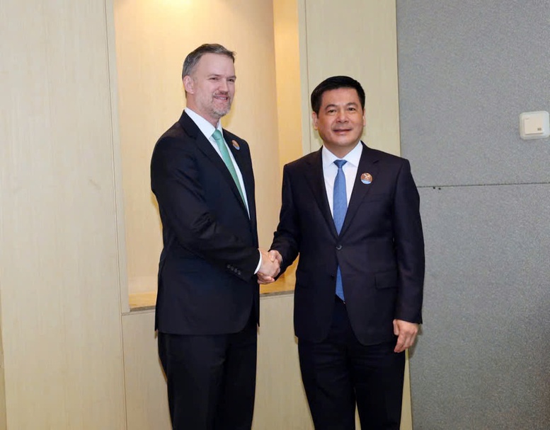 Bộ trưởng Bộ Công Thương Nguyễn Hồng Diên và Trưởng Đại diện Thương mại Hoa Kỳ (USTR) Jamieson Greer