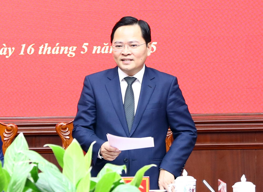 Đồng chí Nguyễn Anh Tuấn, Bí thư Tỉnh ủy Bắc Ninh phát biểu tại hội nghị.