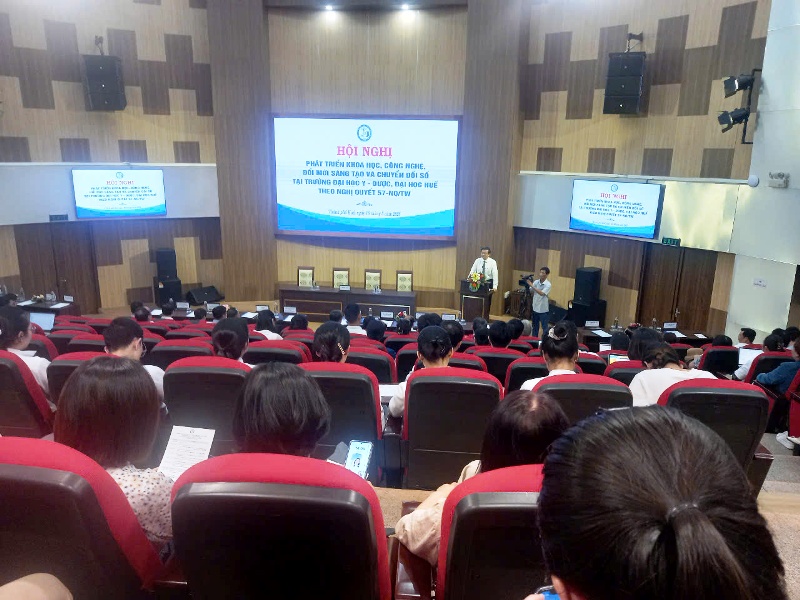 Quang cảnh Hội nghị khoa học Quang cảnh Hội nghị khoa học