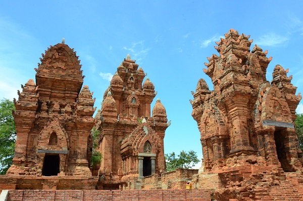 Ninh Thuận - Miền đất hội tụ những giá trị khác biệt với những điểm đến du lịch hấp dẫn