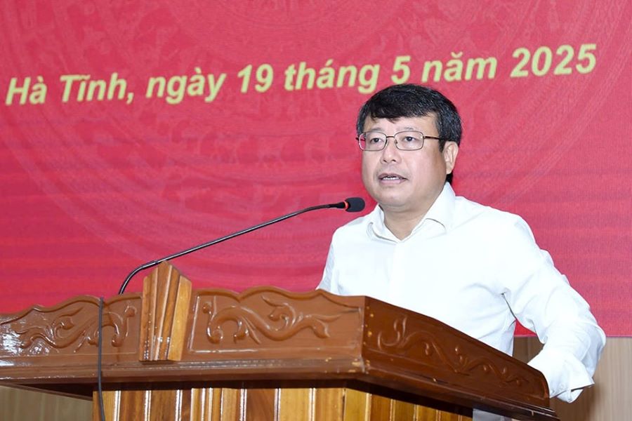 Phó chủ tịch UBND tỉnh Hà Tĩnh Dương Tất Thắng phát biểu tại buổi lễ.