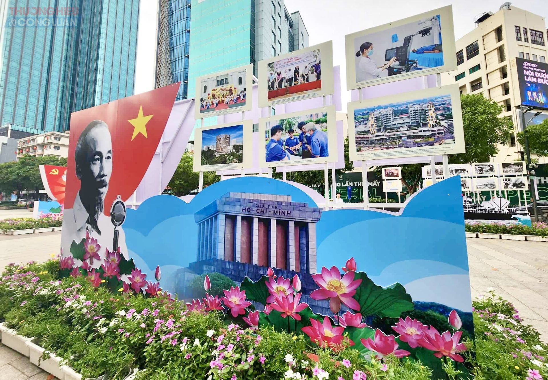 TP. HCM chào mừng Kỷ niệm 135 năm Ngày sinh Chủ tịch Hồ Chí Minh (19/5/1890 - 19/5/2025) và 114 năm Ngày Bác ra đi tìm đường cứu nước (5/6/1911 - 5/6/2025) tại Trung tâm Quận 1