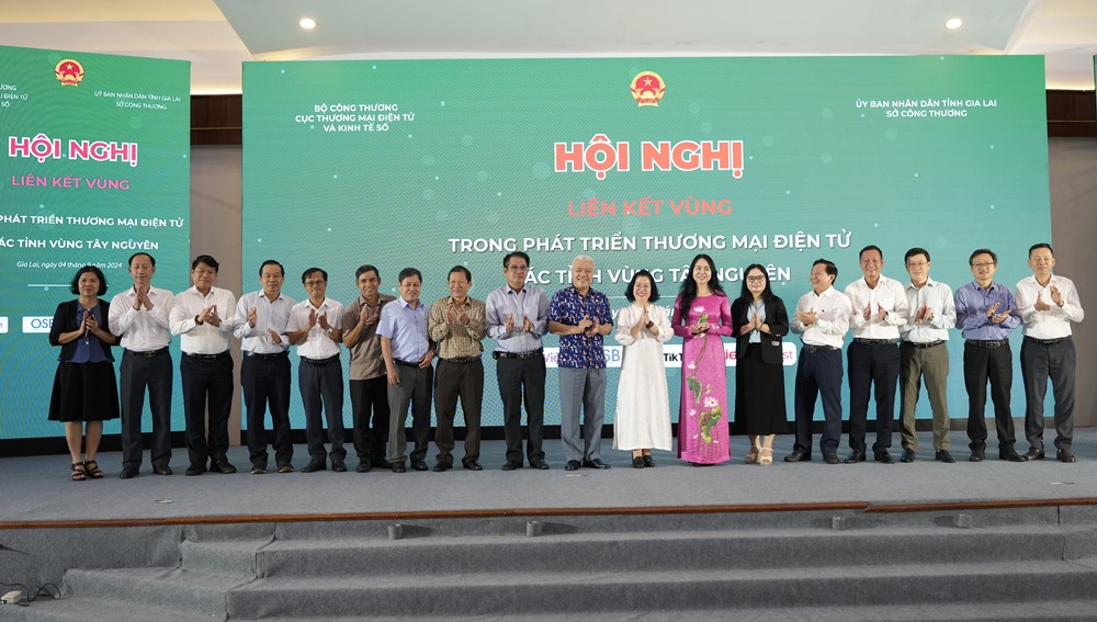Thúc đẩy liên kết vùng, động lực bền vững cho phát triển thương mại điện tử quốc gia