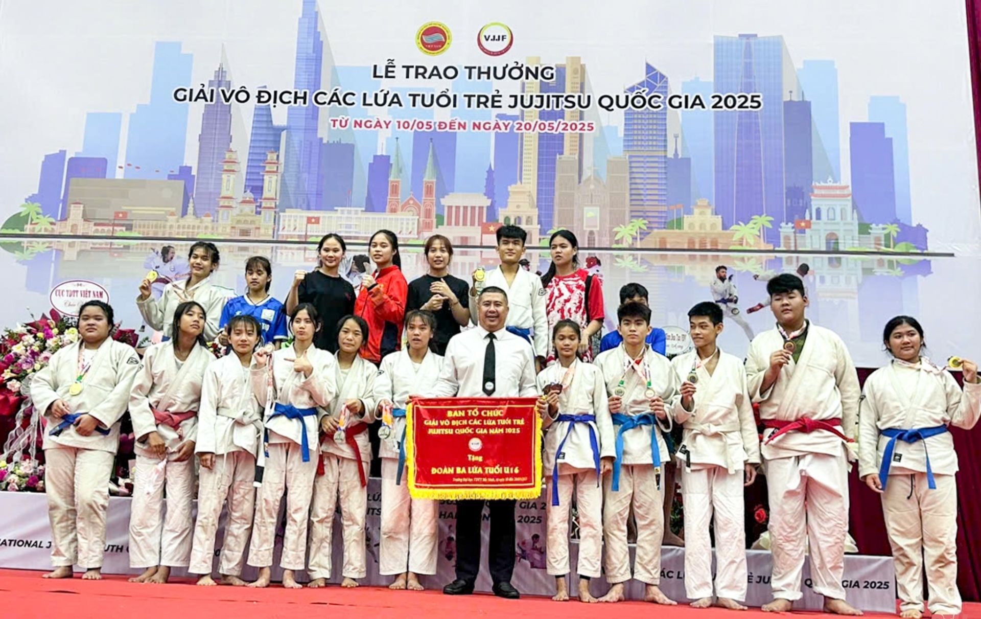 Đội tuyển trẻ JuJitsu Thanh Hoá giành tổng cộng 36 huy chương ở giải năm nay.